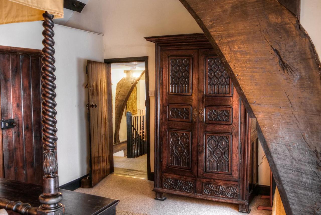 The Oval Villa Dunster Bagian luar foto