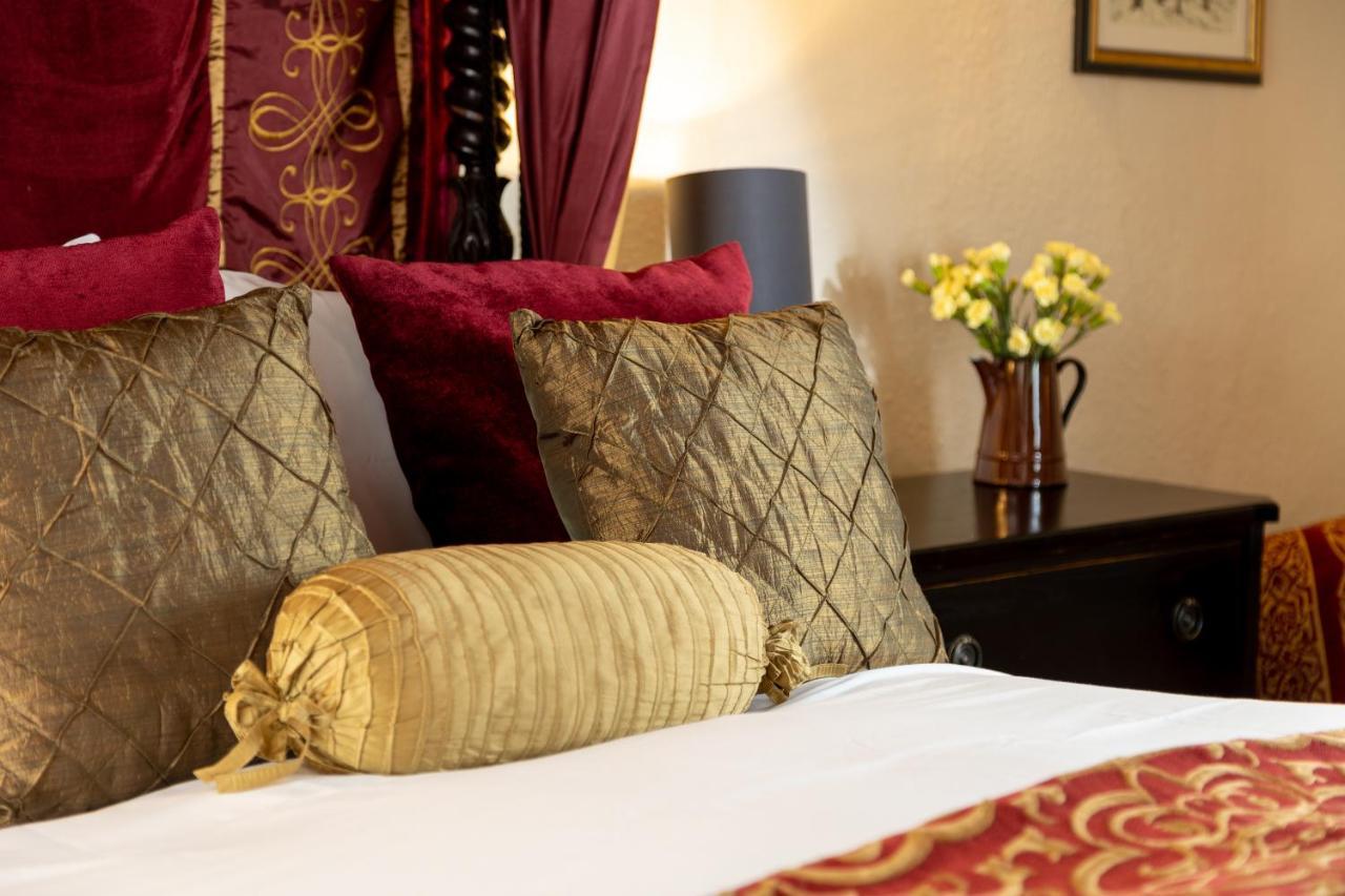 The Oval Villa Dunster Bagian luar foto